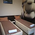 Hotel до 25 човека