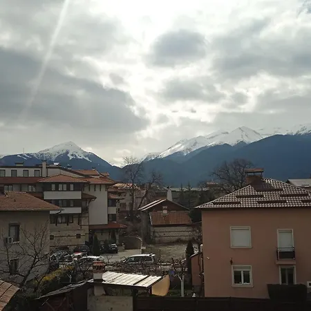 до 25 човека