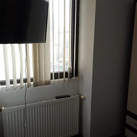 до 25 човека Hotell