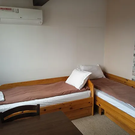 до 25 човека Hotell